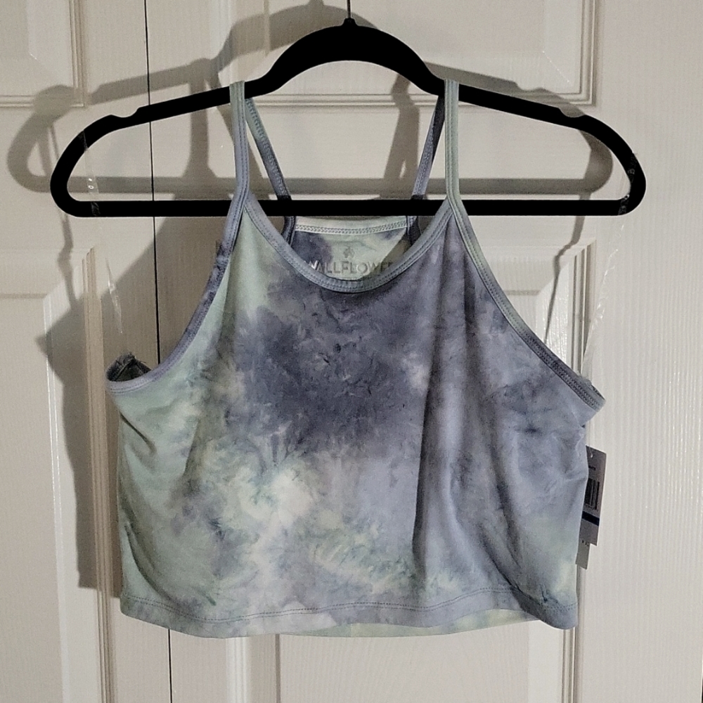 NWT Wallflower tie die crop top with build in bra size XL
